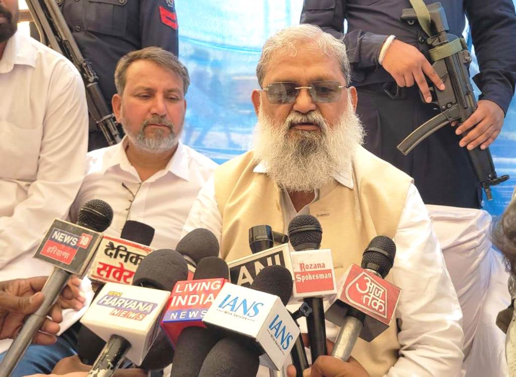 It is easy to ask for resignation but difficult to show by doing  Anil Vij